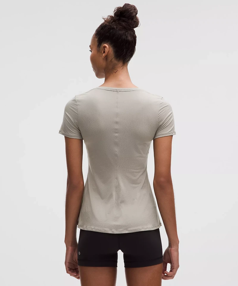 Lightweight Flowy Hem Short-Sleeve Shirt | Women's Short Sleeve Shirts & Tee's