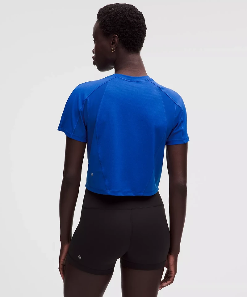 Mesh Panel Training Short-Sleeve Shirt