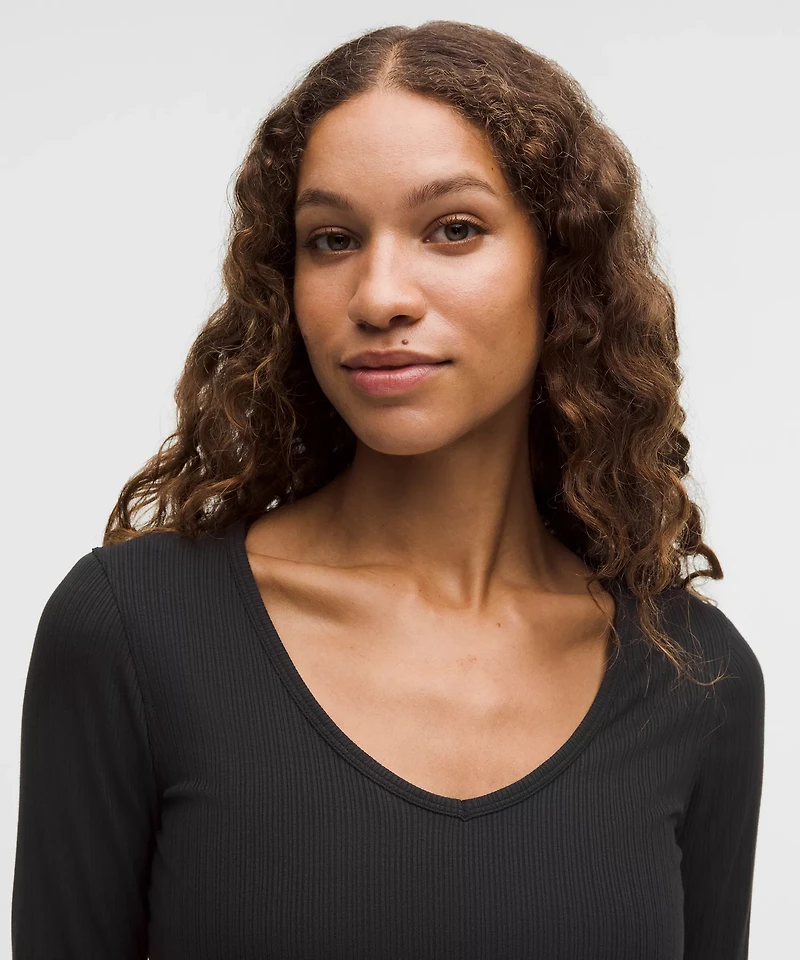 Hold Tight Micro-Rib V-Neck Long-Sleeve Shirt