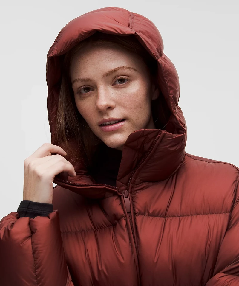 Featherweight 900-Down-Fill Puffer Jacket