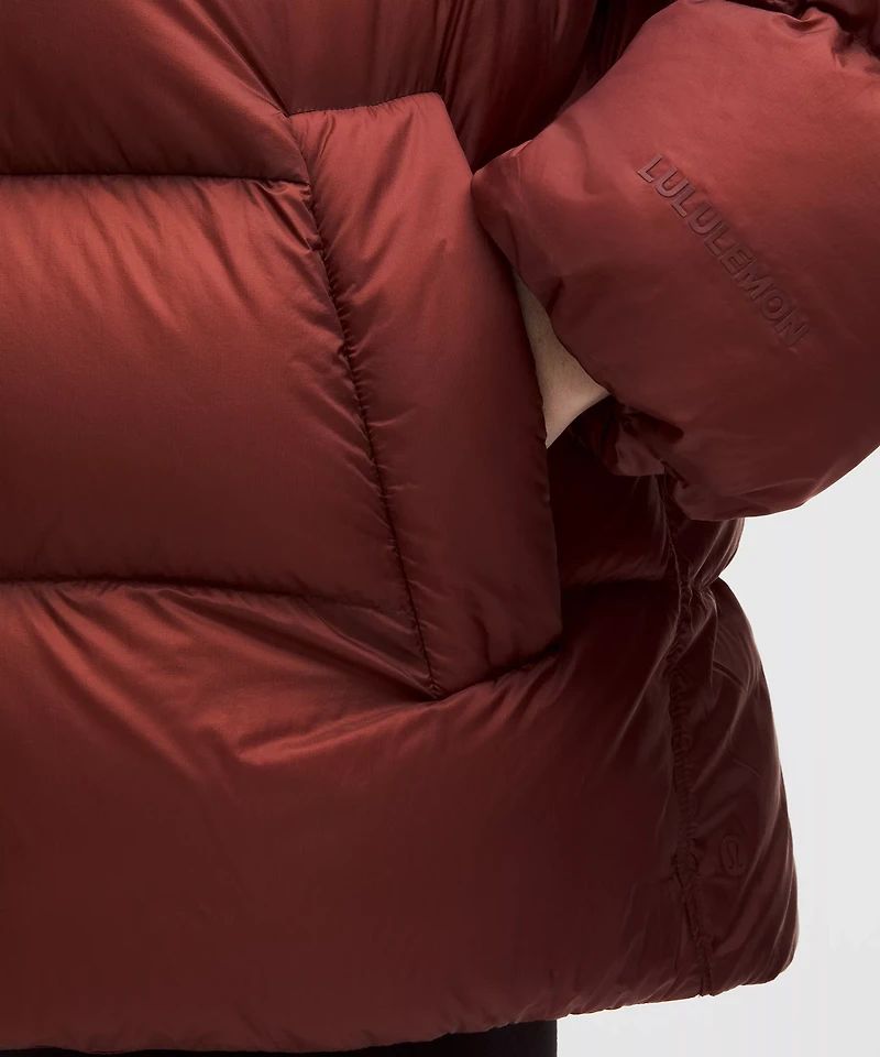 Featherweight 900-Down-Fill Puffer Jacket