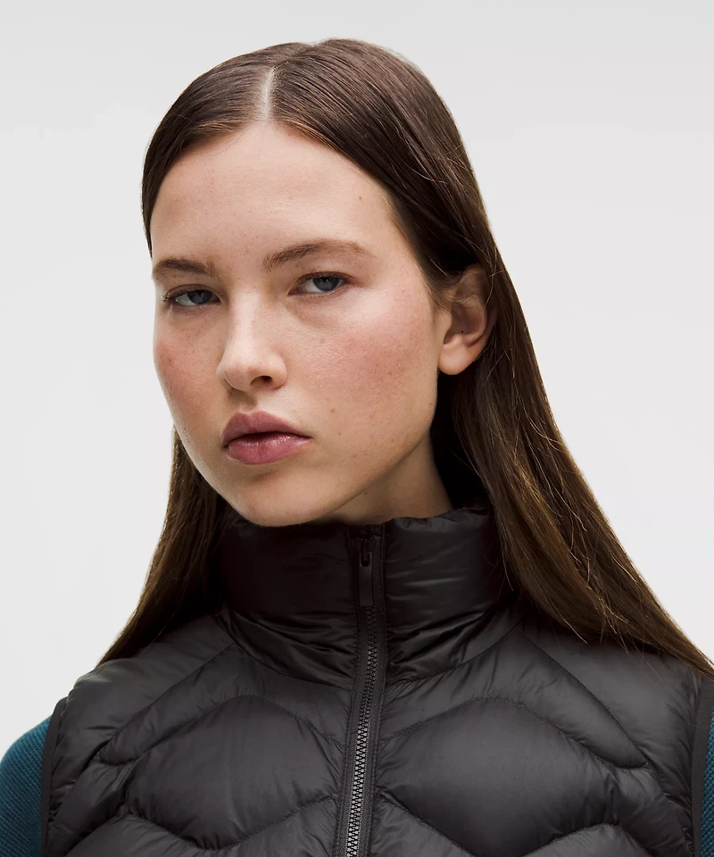 Women's Featherweight 900-Down-Fill Quilted Vest