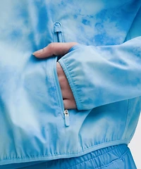 Lightweight Relaxed-Fit Running Jacket