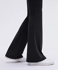 Groove Nulu Super-High-Rise Flared Pant *Regular