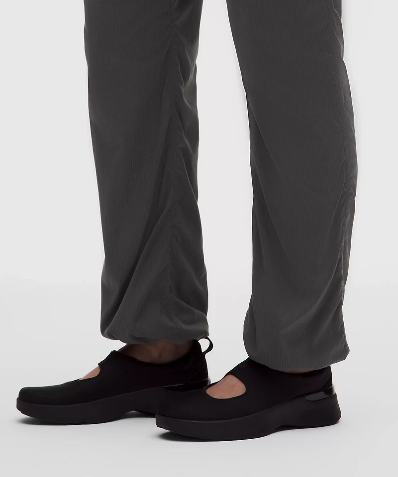 Dance Studio Mid-Rise Pant *Regular