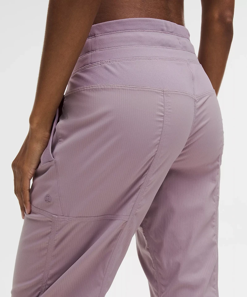Dance Studio Mid-Rise Pant *Regular