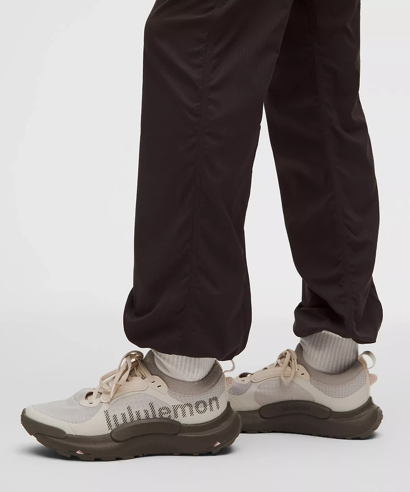 Dance Studio Mid-Rise Pant *Regular