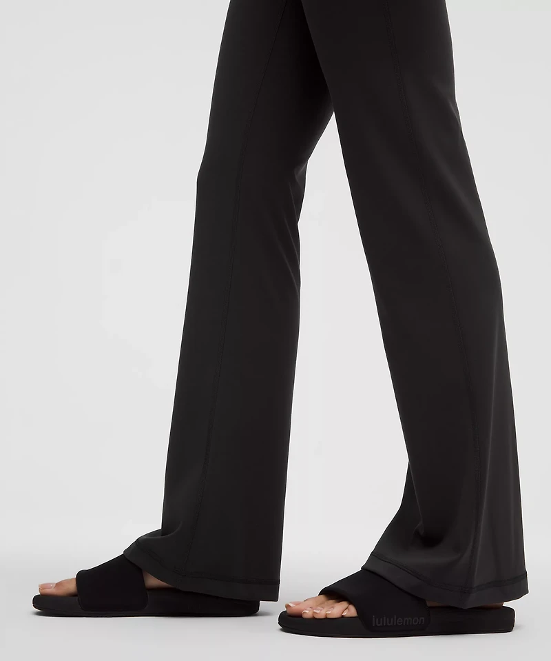 Wunder Under SmoothCover High-Rise Bootcut Pant 34" | Women's Leggings/Tights