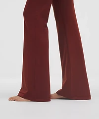 Wunder Under SmoothCover High-Rise Bootcut Pant 34"