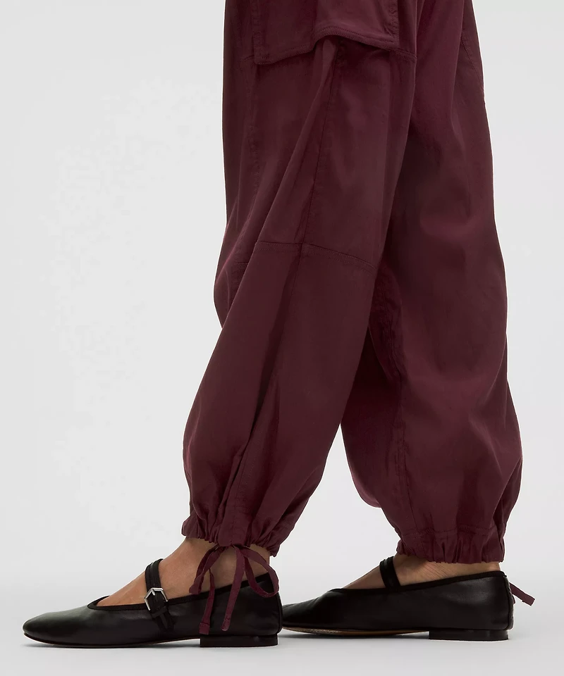 Lightweight Adjustable Mid-Rise Cargo Pant