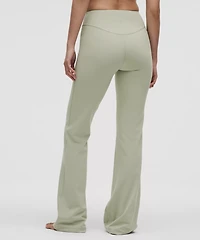 Wunder Under SmoothCover High-Rise Bootcut Pant 34" | Women's Leggings/Tights