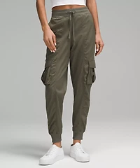 Dance Studio Relaxed-Fit Mid-Rise Cargo Jogger | Women's Joggers