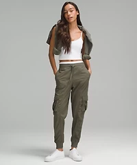 Dance Studio Relaxed-Fit Mid-Rise Cargo Jogger | Women's Joggers