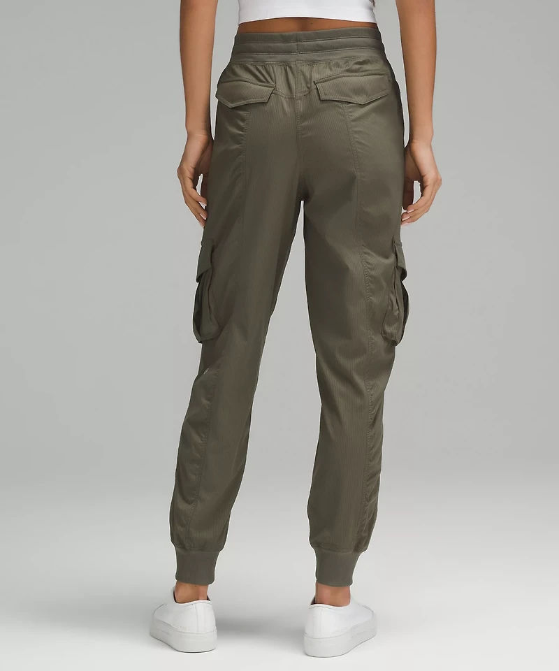 Dance Studio Relaxed-Fit Mid-Rise Cargo Jogger | Women's Joggers