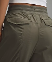 Dance Studio Relaxed-Fit Mid-Rise Cargo Jogger | Women's Joggers