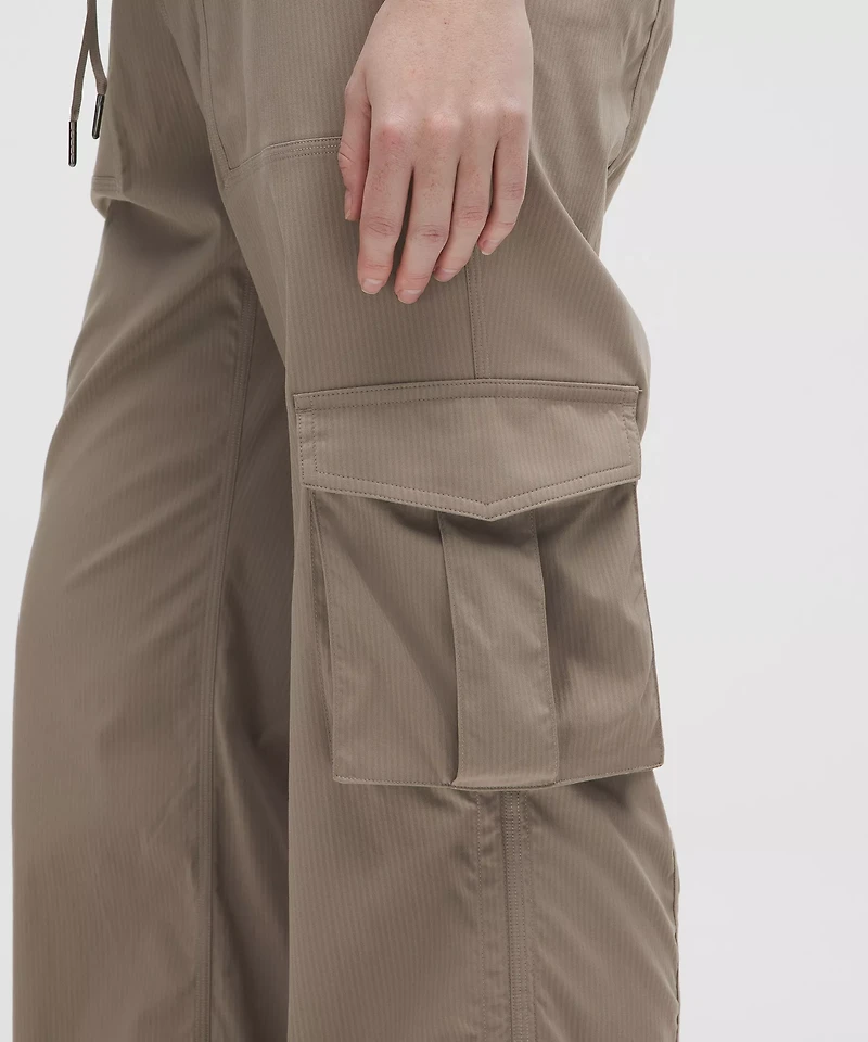 Dance Studio Relaxed-Fit Mid-Rise Cargo Pant