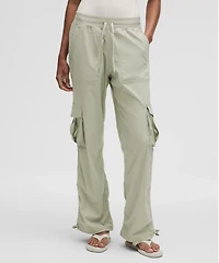 Dance Studio Relaxed-Fit Mid-Rise Cargo Pant | Women's Pants