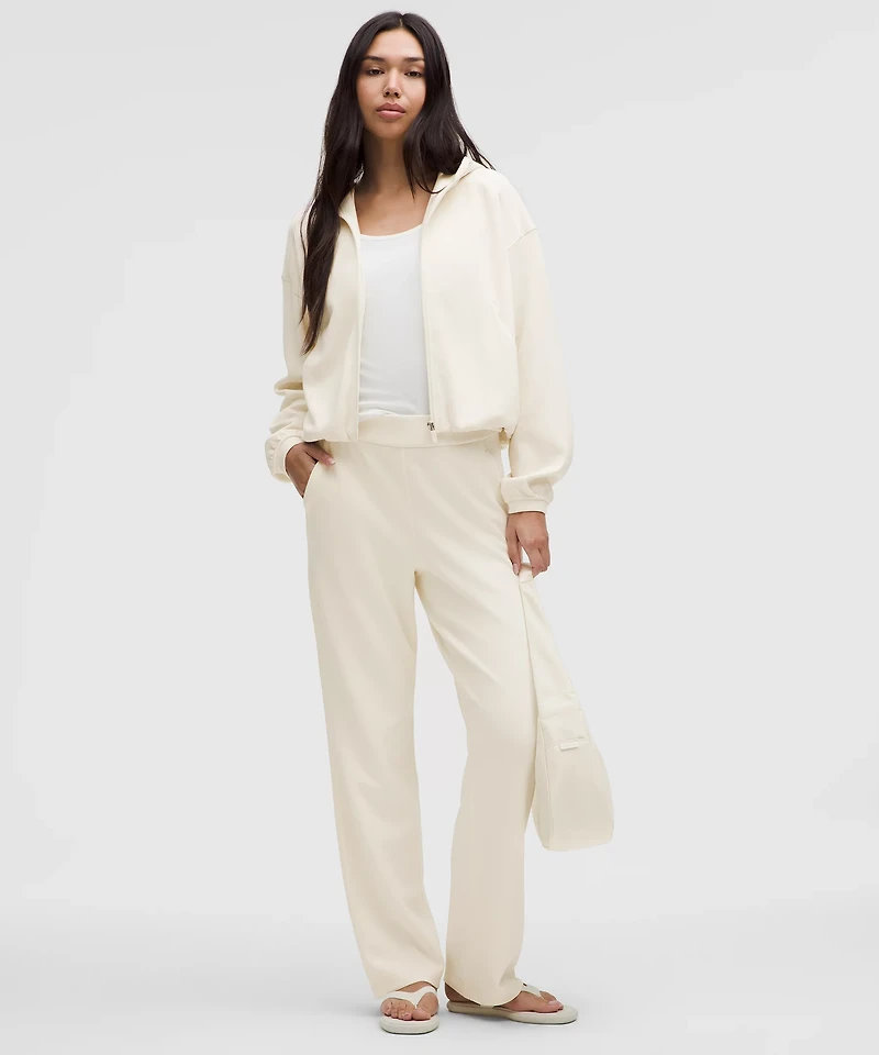 Softstreme High-Rise Straight-Leg Pant *Regular