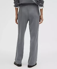 Softstreme High-Rise Straight-Leg Pant *Regular