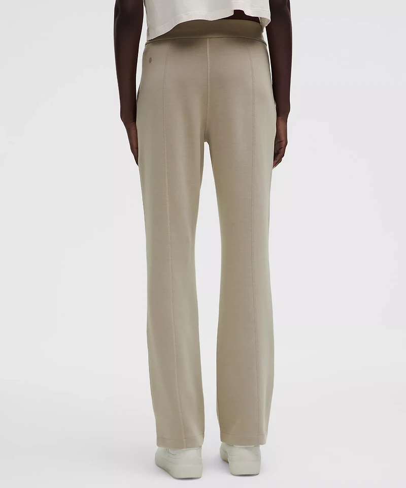 Softstreme High-Rise Straight-Leg Pant *Regular