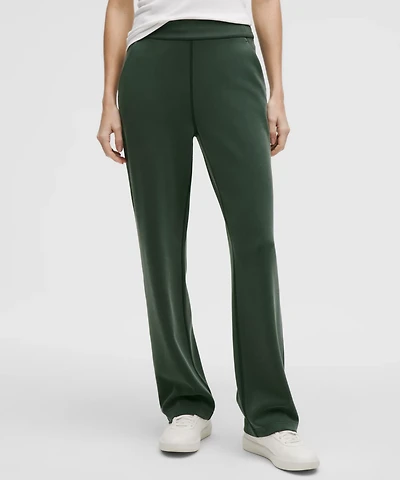 Softstreme High-Rise Straight-Leg Pant *Regular