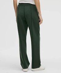 Softstreme High-Rise Straight-Leg Pant *Regular