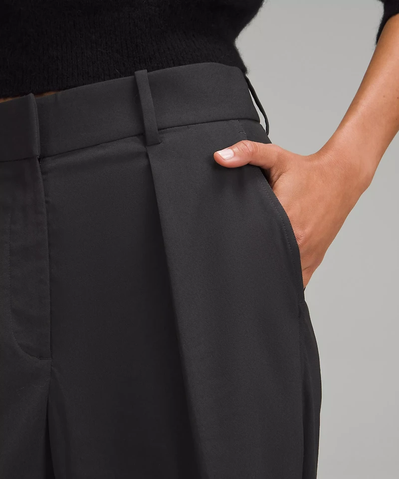 Pleat-Front High-Rise Trouser *Regular | Women's Trousers