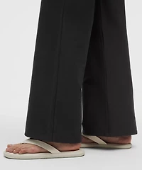 EasyFive High-Rise Subtle-Flare Pant *Regular