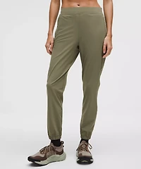 Adapted State High-Rise Jogger *Magnetic Closures | Women's Joggers