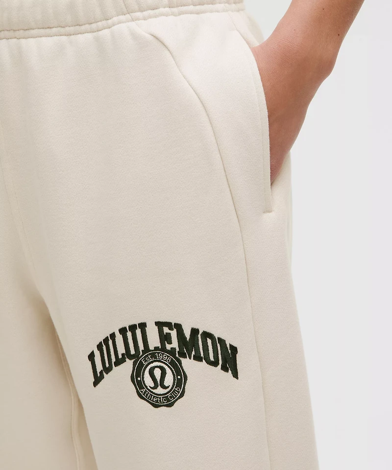 Scuba Mid-Rise Oversized Jogger *Graphic