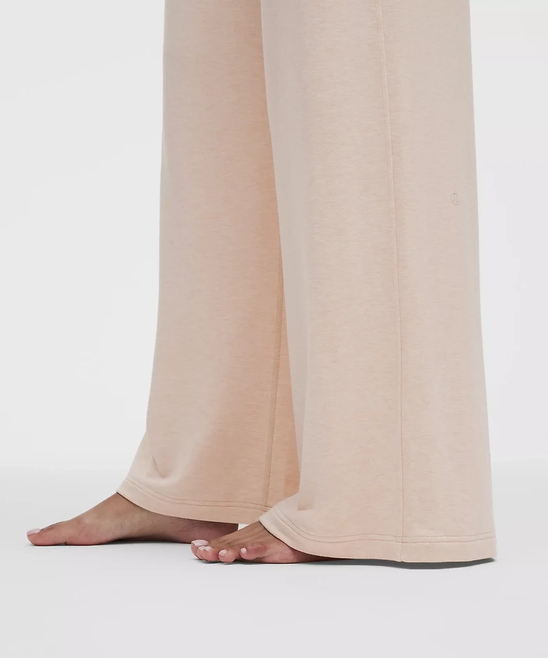 BeCalm Mid-Rise Wide-Leg Pant