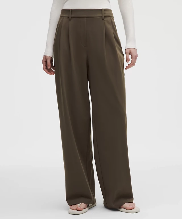Daydrift High-Rise Wide-Leg Trouser *Short