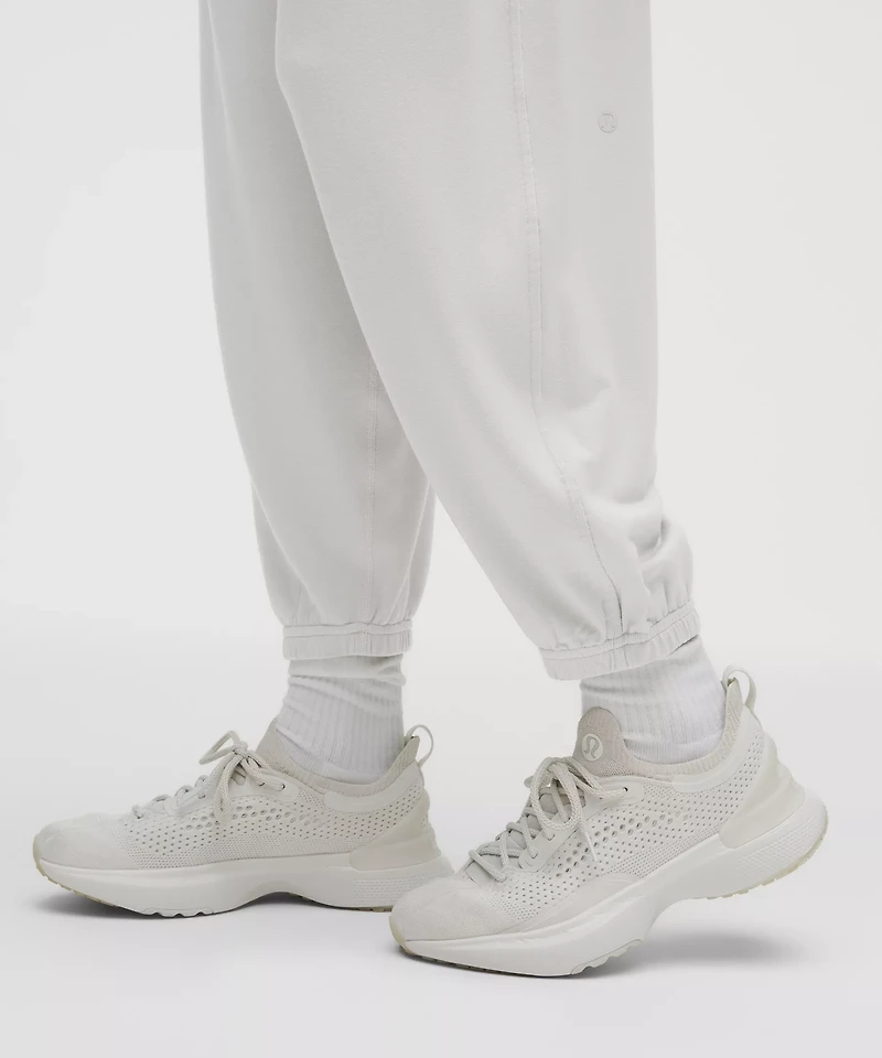 BeCalm Oversized Mid-Rise Pant