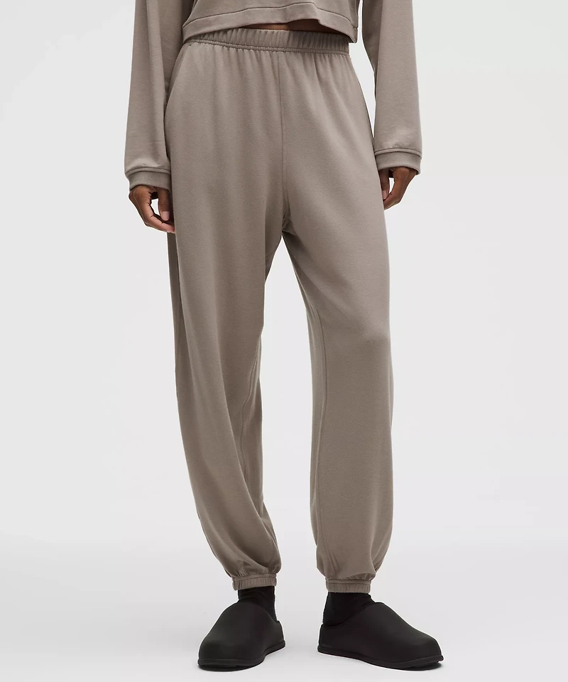 BeCalm Oversized Mid-Rise Pant