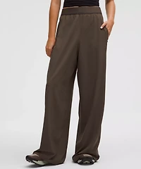 Swift High-Rise Wide-Leg Pant *Logo Waistband
