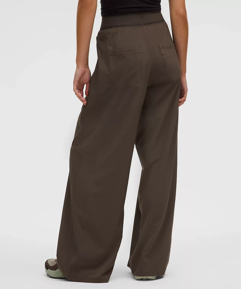 Swift High-Rise Wide-Leg Pant *Logo Waistband