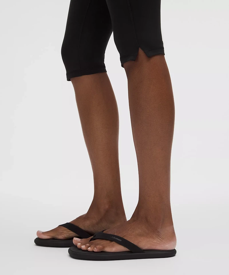 Groove High-Rise Notched-Hem Crop 15" | Women's Capris