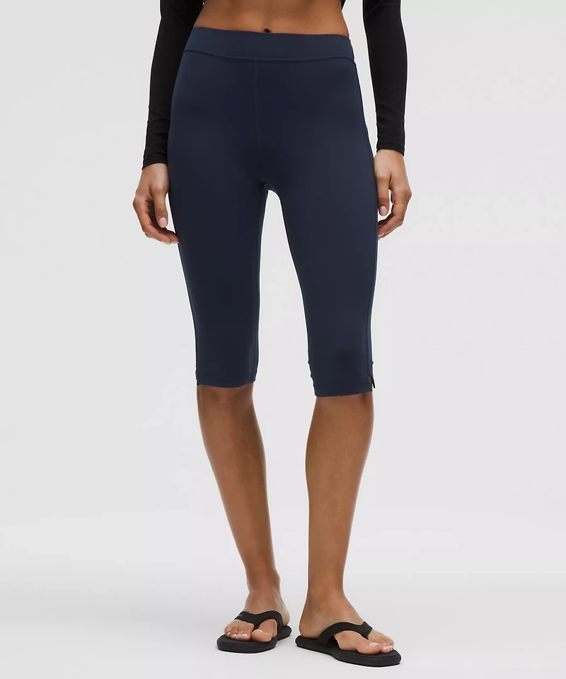Groove High-Rise Notched-Hem Crop 15" | Women's Capris