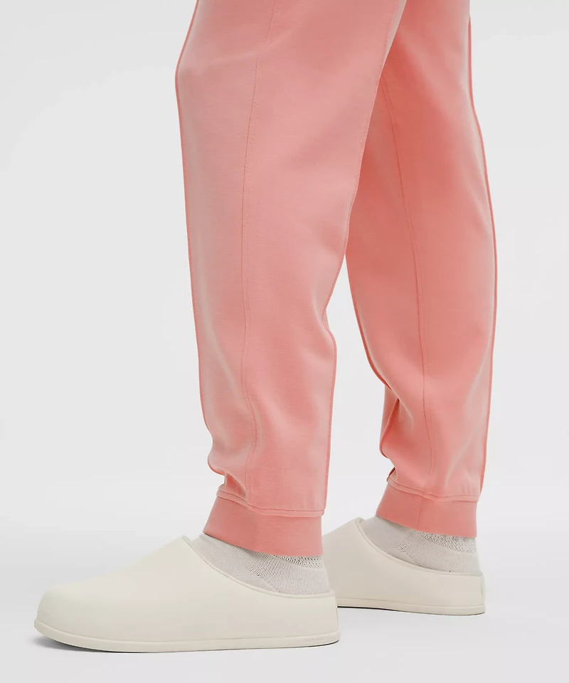 Softstreme Classic-Fit High-Rise Jogger
