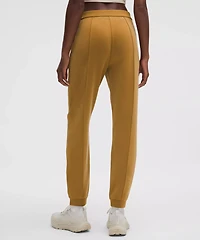 Softstreme Classic-Fit High-Rise Jogger