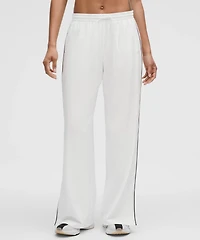 Court Rival Mid-Rise Wide-Leg Track Pant *Regular | Women's Pants