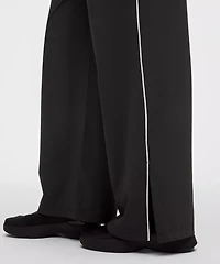 Court Rival Wide-Leg Track Pant Regular *Stitched Logo