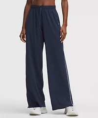 Court Rival Mid-Rise Wide-Leg Track Pant *Regular | Women's Pants