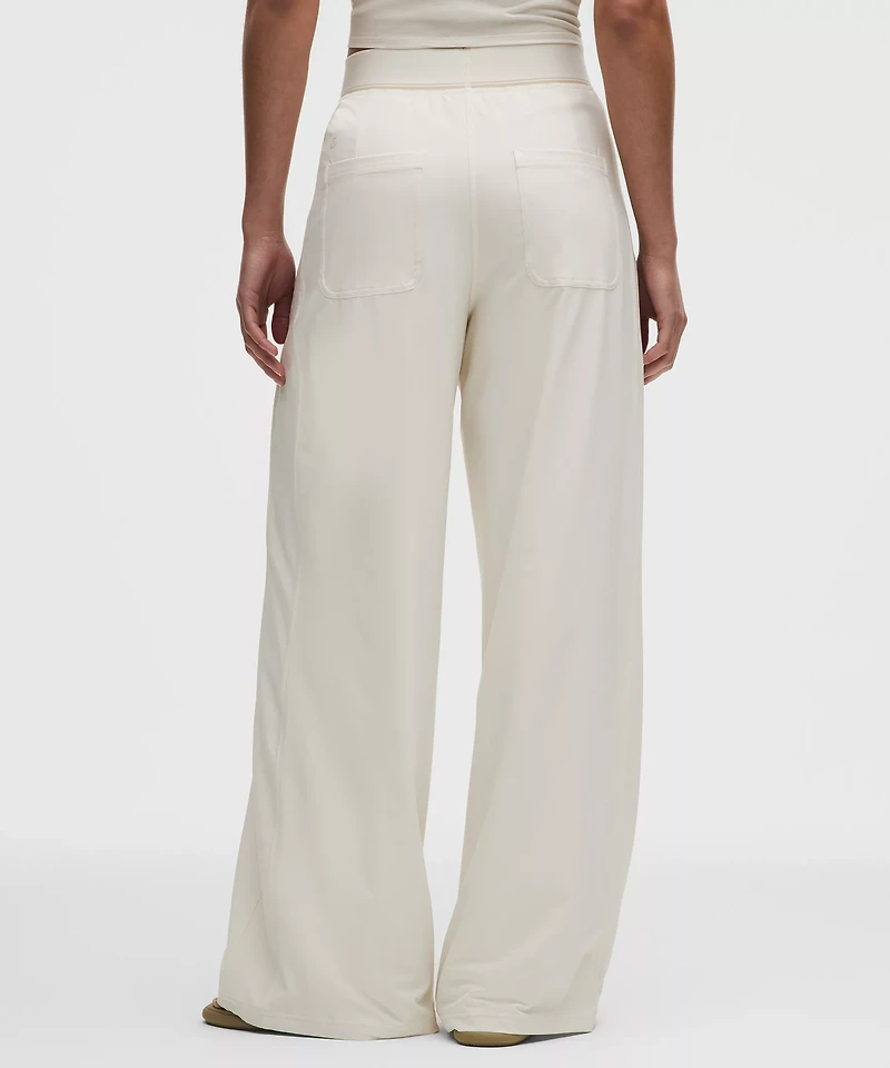 Swift High-Rise Wide-Leg Pant *Logo Waistband