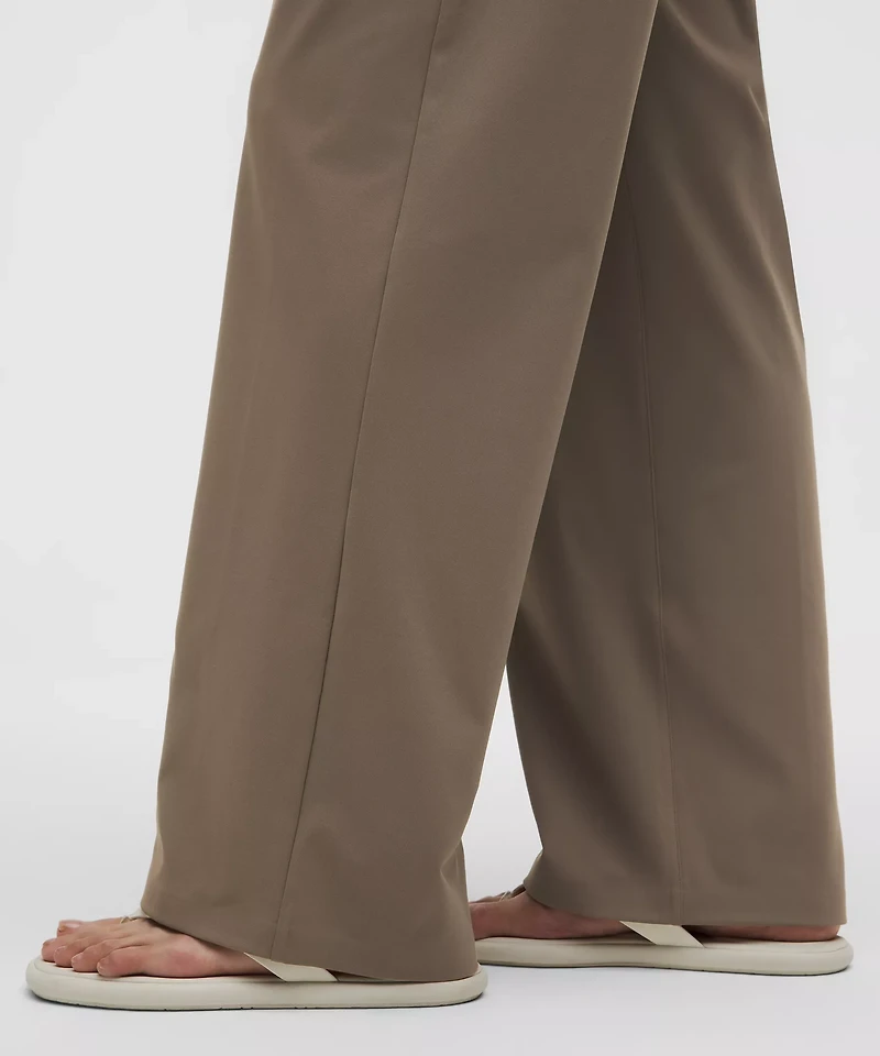 Daydrift High-Rise Straight-Leg Trouser *Short