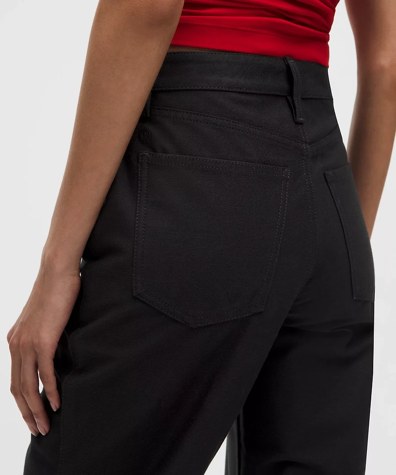 EasyFive High-Rise Subtle-Flare Pant *Short