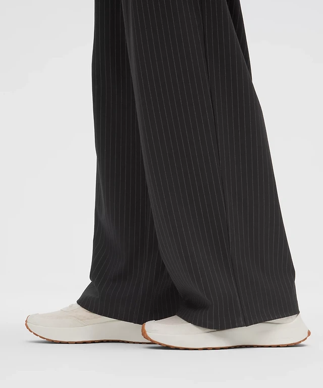 Daydrift High-Rise Wide-Leg Trouser *Short