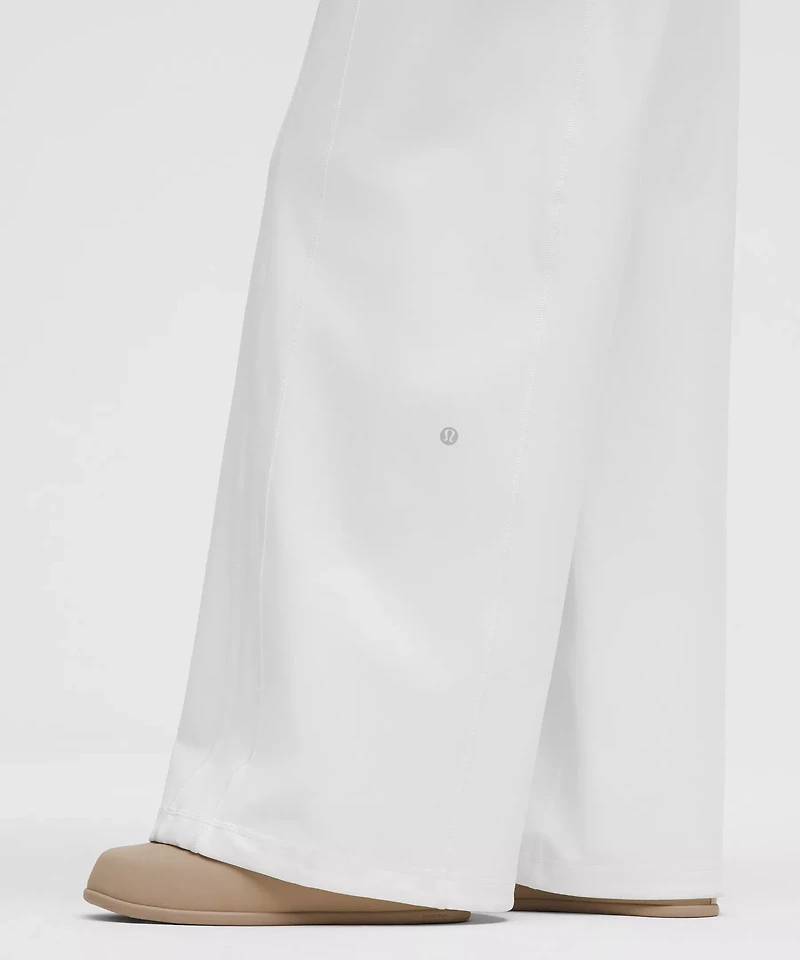 Define High-Rise Wide-Leg Pant *Luon