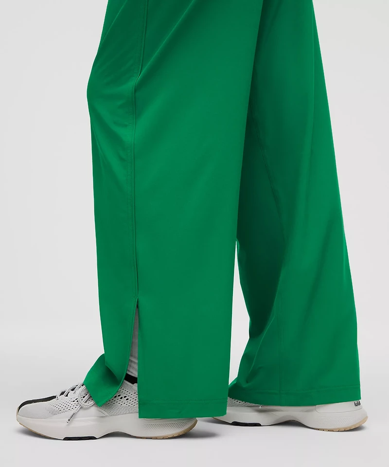 Court Rival Wide-Leg Track Pant *Regular | Women's Pants