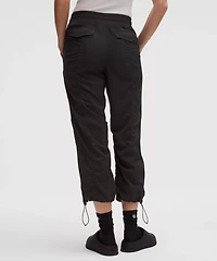 Dance Studio Relaxed-Fit Mid-Rise Cropped Pant
